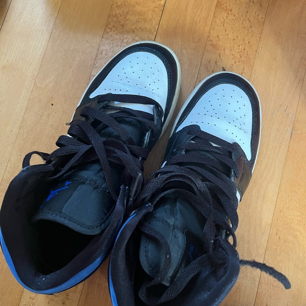 Nike Kids Shoes Black and Blue